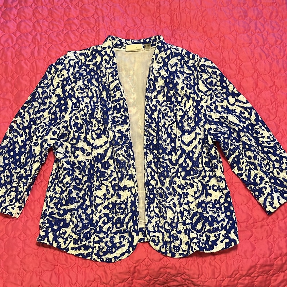 Pretty eyelet fabric blue and white spring summer Chico’s blazer